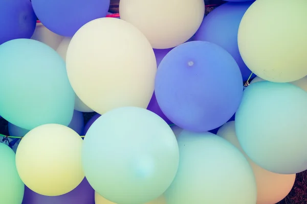 Воздушные шары с эффектом фильтра ретро винтажный стиль — стоковое фото