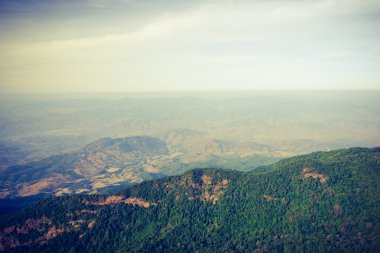 Filtre etkisi retro vintage tarzı ile Tayland Dağları