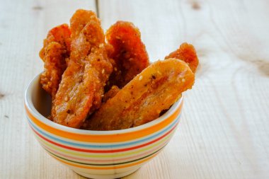 Tay aperatif kızarmış muz börek şekerli