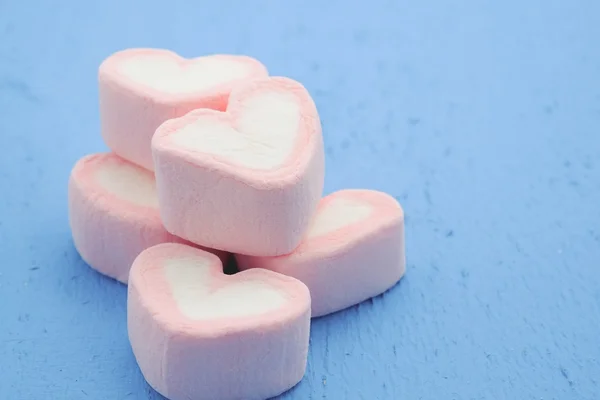 Pink heart shape of marshmallow with filter effect retro vintage — Stock Photo, Image