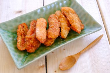 Tay aperatif kızarmış muz börek şekerli