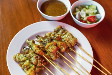 Tay domuz eti satay