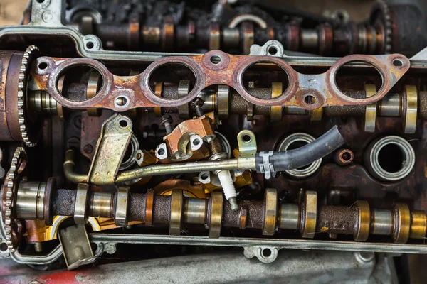 Partes antiguas del motor del coche — Foto de Stock