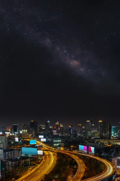 Bangkok in der Nacht — Stockfoto