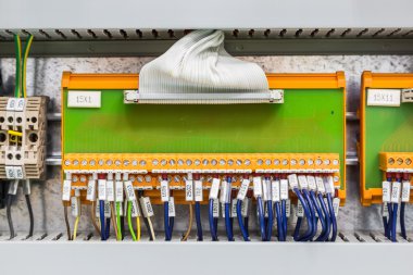 Elektrik arabirimi yönetim kurulu