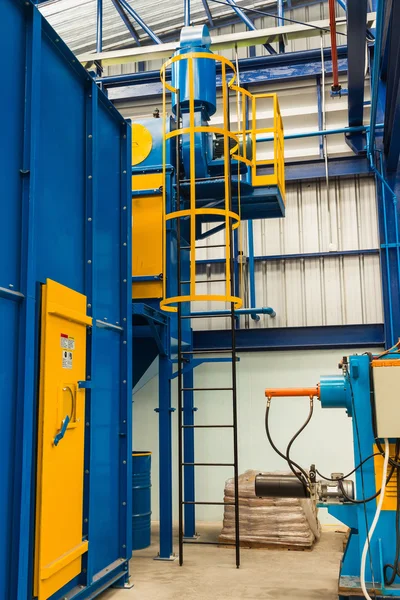 Fixed ladder with safety cages