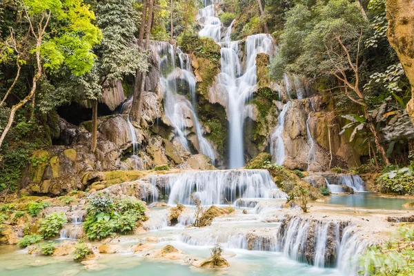 Kuang Si Falls — Stock Photo, Image