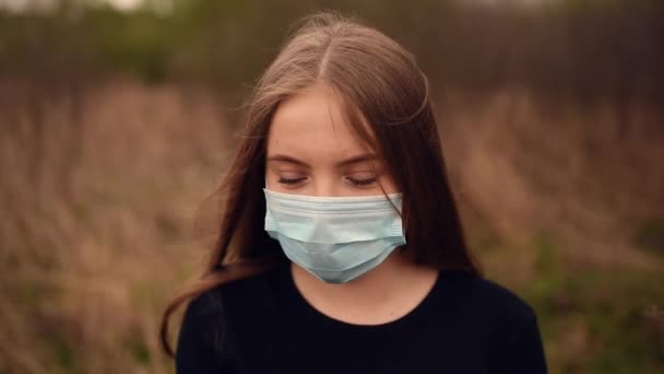 Woman make facepalm. a girl in a medical mask hit forehead hand. — Vídeo de stock