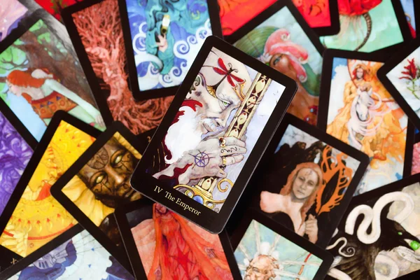 Farklı Tarot kartları