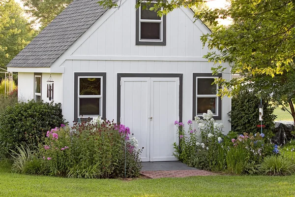 Garden House with summer flowers — Stock Photo, Image
