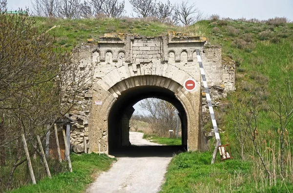 Portarna till fästningen Kertj — Stockfoto
