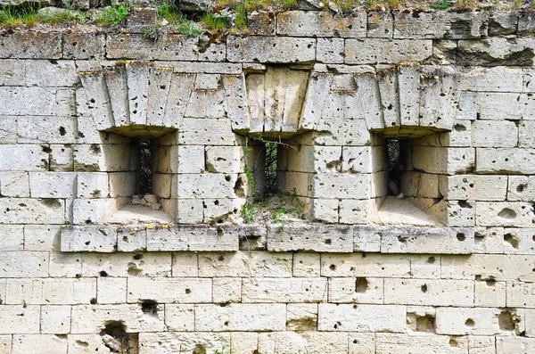 Väggen vid ingången till fästningen Kertj — Stockfoto