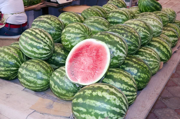 Vandmeloner på markedet - Stock-foto