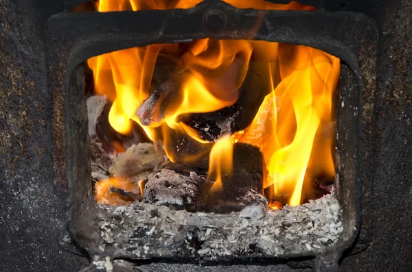 Wood burning in the stove — Stock Photo, Image