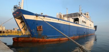 Boşaltma deniz feribot