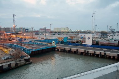 Tren ferry Port Kavkaz