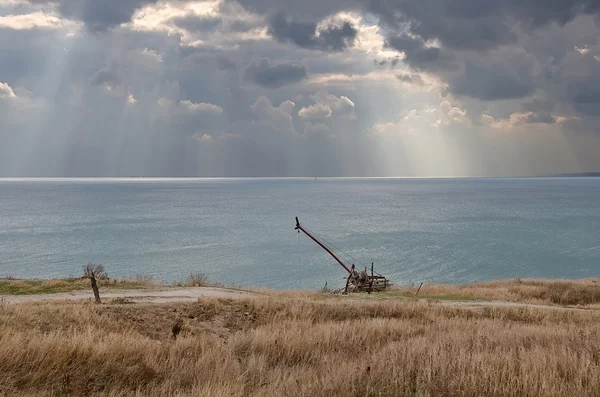 Shore and  clouds over  sea — Stock Photo, Image