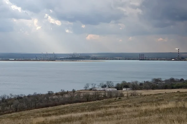 Bahía de astilleros en Kerch — Foto de Stock