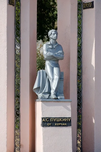 Kerch Crimea September Monument Great Russian Poet Pushkin Center Kerch — Stock Photo, Image
