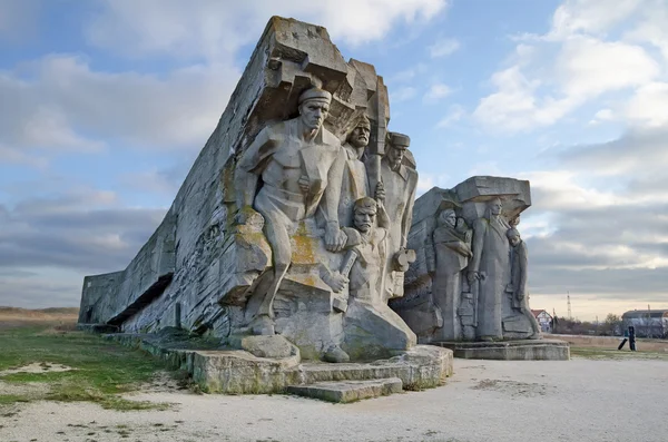 Kırım düşmüş savunucuları için anıt — Stok fotoğraf