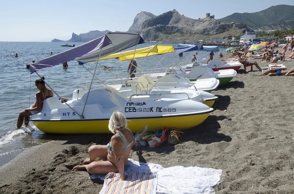 Attrazione - moto d'acqua in Sudak nel Crimea — Foto Stock