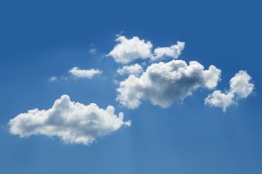 Güzel kabarık bulutlar