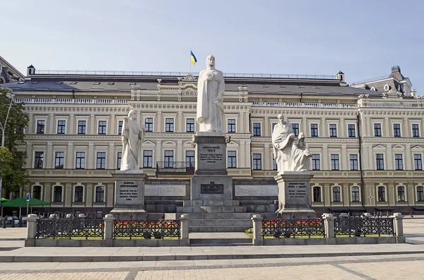 Monumento a la Princesa Olga — Foto de Stock