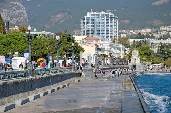Terraplén central en Yalta —  Fotos de Stock