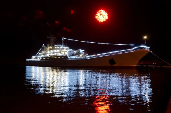 Mai 2015 Militärschiff Hafen Vor Dem Hintergrund Eines Feuerwerks Ehren — Stockfoto