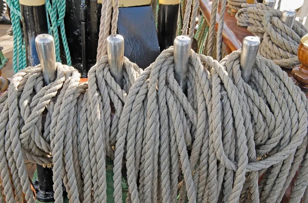 Marine ropes  on the deck — Stock Photo, Image