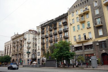 Kyiv şehrinde bir sokak                               