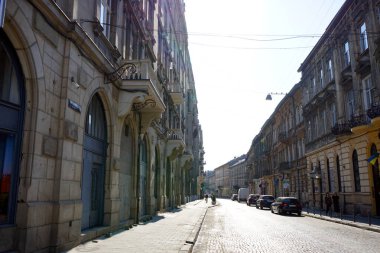 Şehirdeki eski binalar.