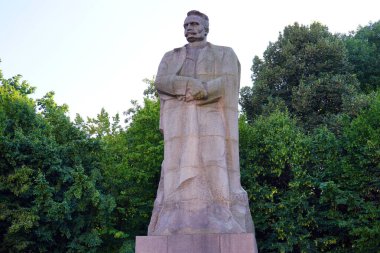 Ukrayna 'nın büyük şairinin anıtı.