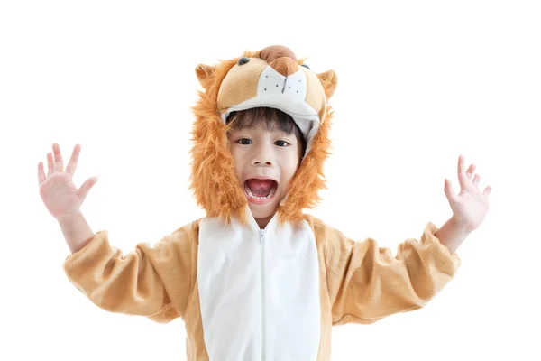 Lindo niño vestido con traje de león —  Fotos de Stock