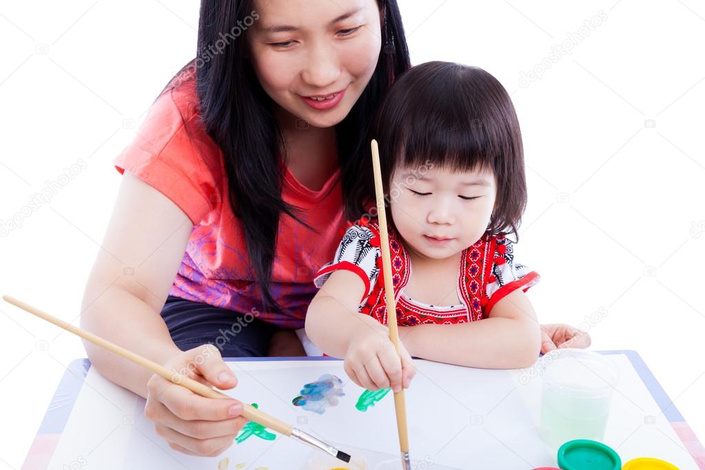 Mere Avec Enfant Fille Dessiner Et Peindre Ensemble Sur Blanc Image Libre De Droit Par Kdshutterman C
