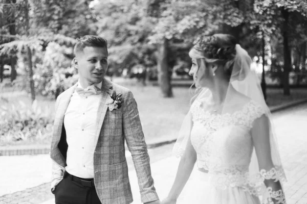 Casamento Limão Noivo Com Noiva Vestido Noiva — Fotografia de Stock