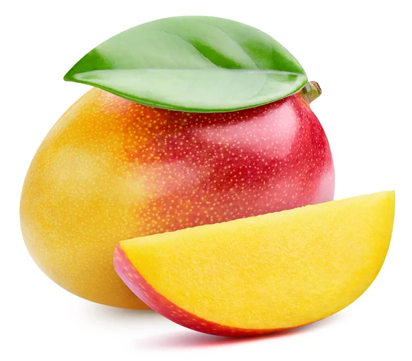 Färsk mango med blad — Stockfoto