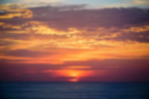 Hintergrund des Sonnenuntergangs verschwimmen lassen — Stockfoto