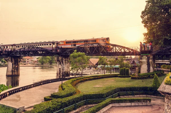 Eski fotoğraf stil River Kwai Köprüsü — Stok fotoğraf