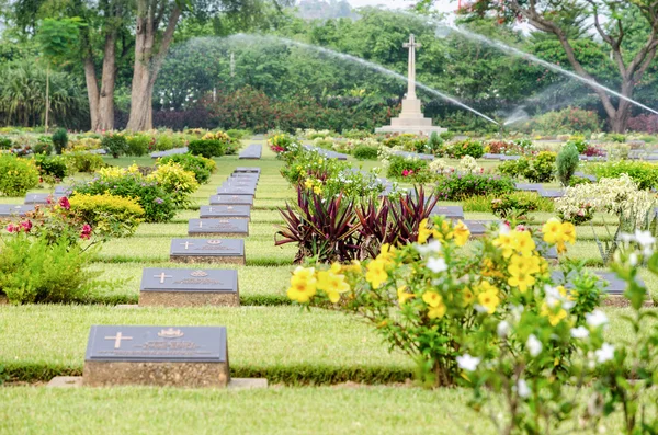 Chungkai War Cemetery, Tailândia — Fotografia de Stock