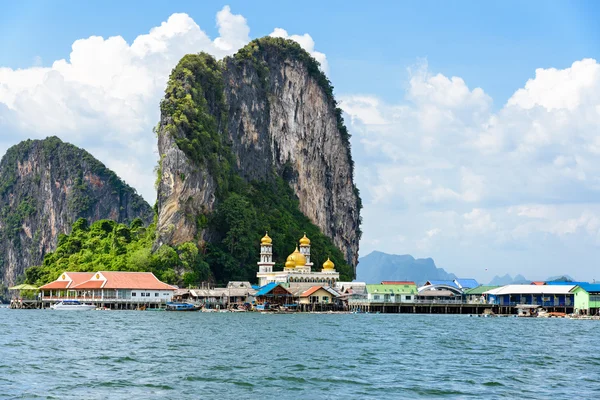 Koh Panyee o isla Punyi en verano — Foto de Stock