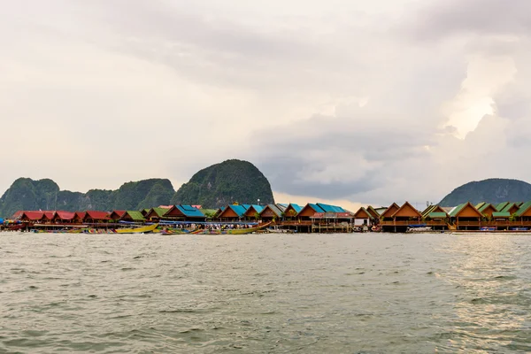 Koh Panyee o isla Punyi por la noche — Foto de Stock