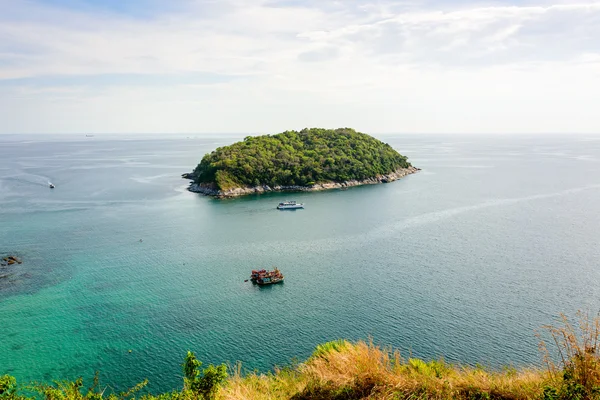 High angle view island and Andaman sea — Stok fotoğraf