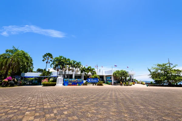 Frente do aquário de phuket — Fotografia de Stock