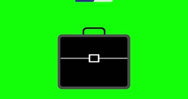 Seyahat gereksinimleri evrak çantasında. İnsan eli birleştirilmiş evrak çantasını alır. Renkli çıkartmalar ve etiketler poşete yapıştırılmış. Yeşil ekranda yan görüntü. Hareket animasyonu. İş ve seyahat videoları