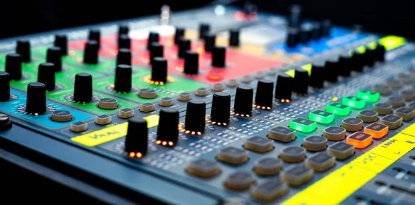 Närbild Reglagen Och Knapparna Audio Mixing Desk Vid Live Event — Stockfoto