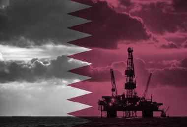 Katar bayraklı doğal gaz sondaj platformu ülkedeki doğal kaynakları simgeliyor 