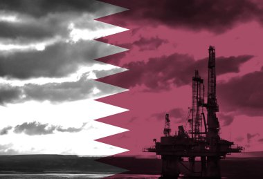 Katar bayraklı doğal gaz sondaj platformu ülkedeki doğal kaynakları simgeliyor 