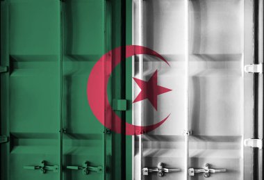 Cezayir ulusal bayrağını taşıyan konteyner, küresel ticaret bağlamında gümrük vergileri ve uluslararası ticaret politikalarını simgeliyor