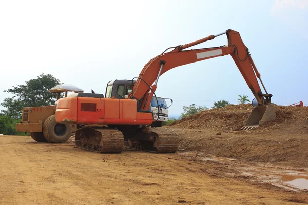 Pelle rétrocaveuse sur chantier — Photo